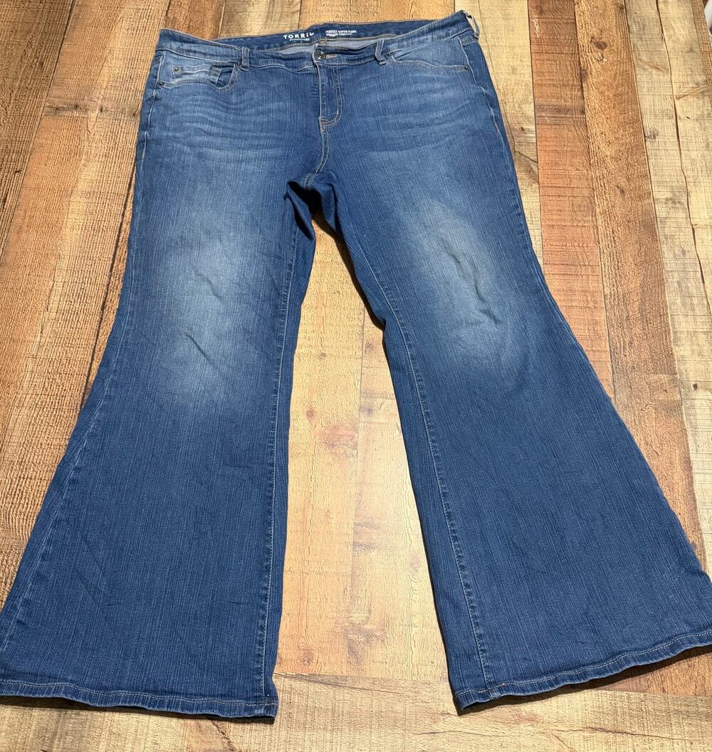 Torrid Perfect Super Flare Vintage Stretch Jeans Sz 18 Boho Festival Classic